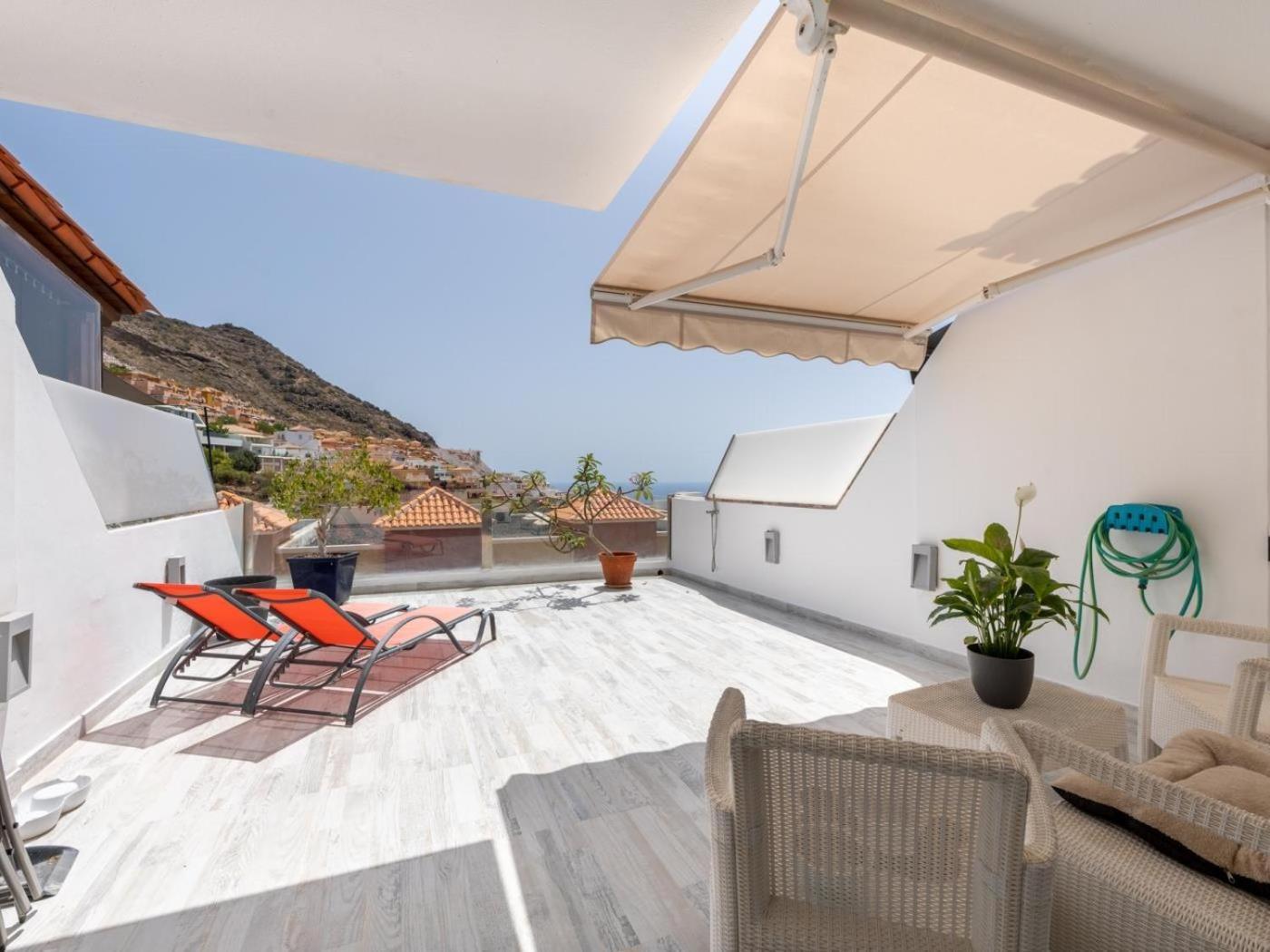 Roque Del Conde Sunset Views. *